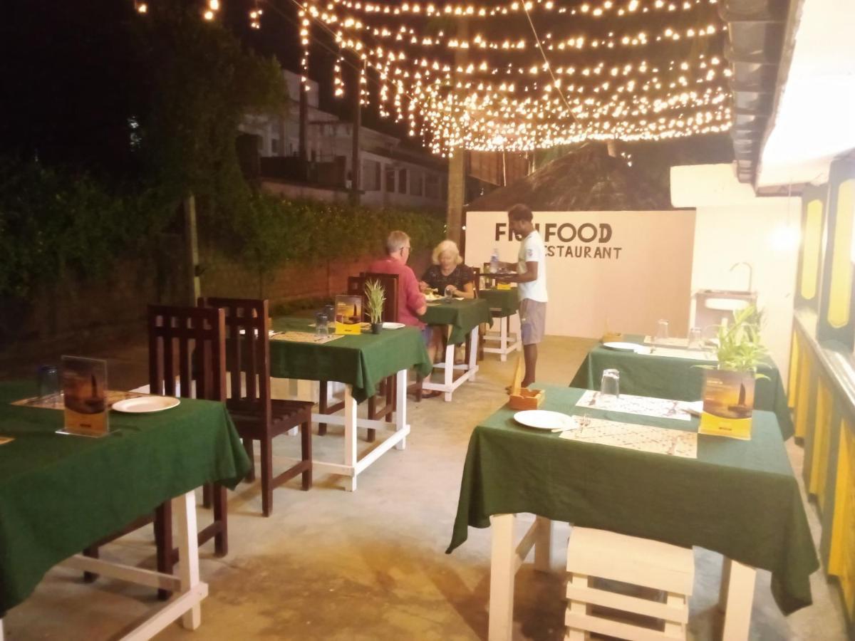 Green House Inn Trincomalee Exterior photo
